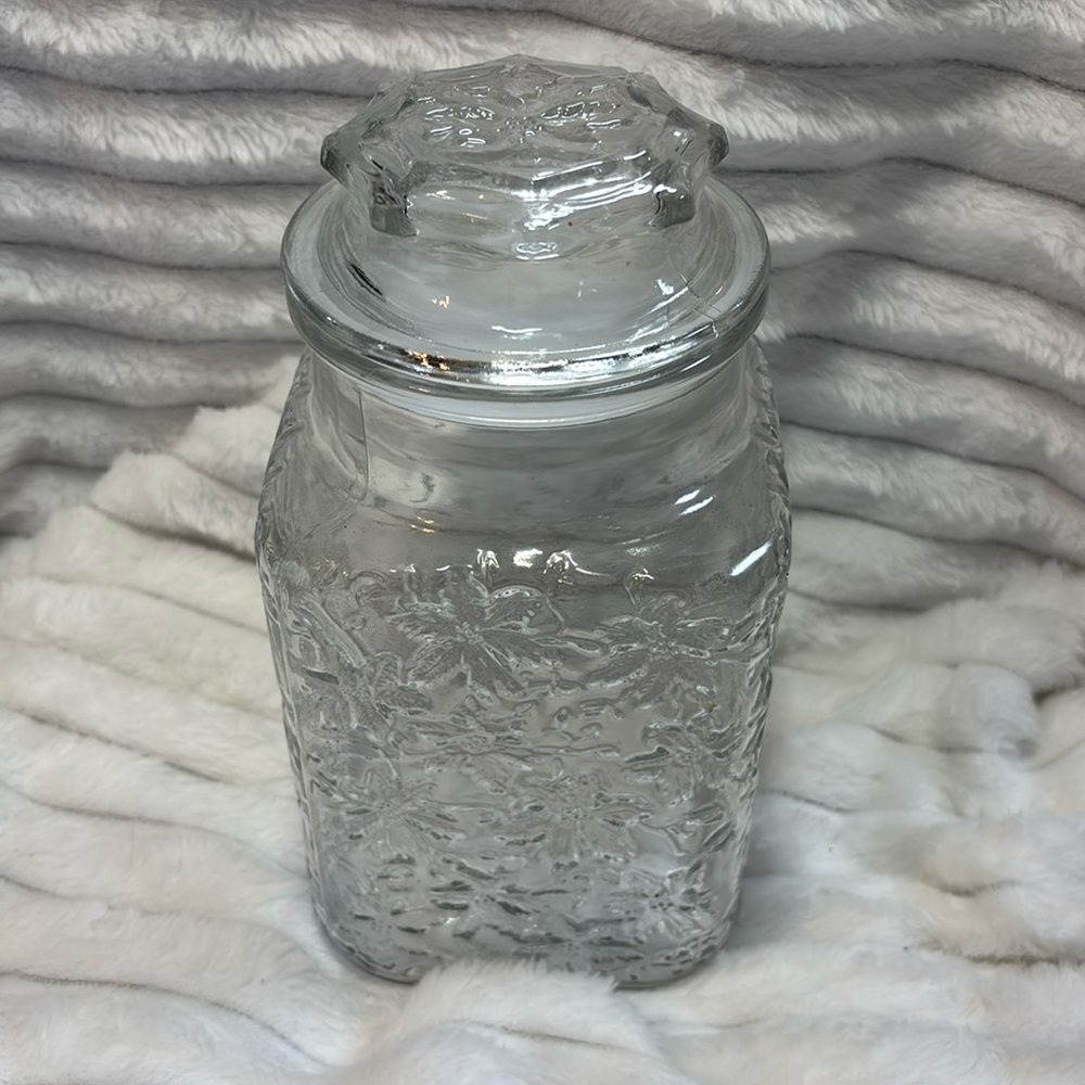 Princess House Exclusive Fantasia  Clear Square Cannister Large